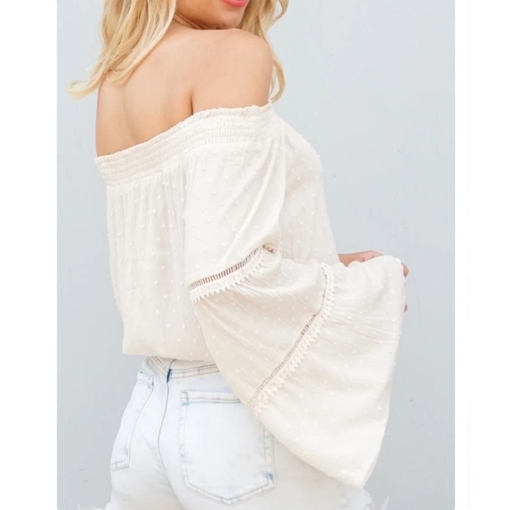 Ivory Tier Bell Sleeved Off Shoulder Blouse large - Picture 4 of 5